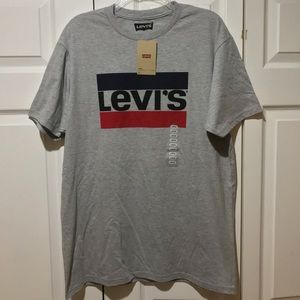 Levi’s Sportswear T-Shirt *nwt*